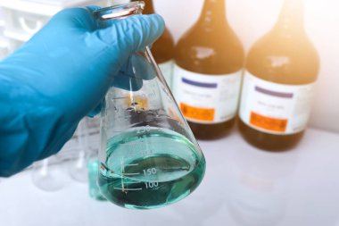 Konteynırda soğutucu, Laboratuvar Kalite Testi Kavramları, Endüstri için Bilimsel Deneyler