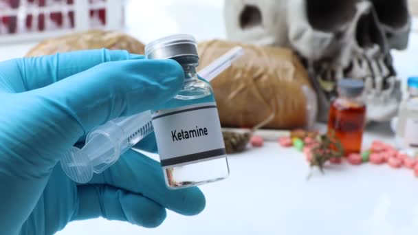 Ketamine Een Flacon Verdovende Middelen Zijn Gevaarlijk Voor Gezondheid Het — Stockvideo