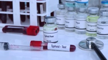 Kandaki anormallikleri bulmak için tifo testi, bilimsel deney.