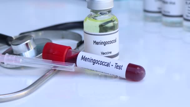 Meningokokken Test Auf Auffälligkeiten Blut Wissenschaftliches Experiment — Stockvideo