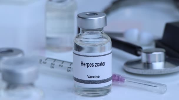 Herpes Zoster Vaccin Een Injectieflacon Immunisatie Behandeling Van Infectie Wetenschappelijk — Stockvideo