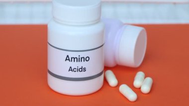 Şişedeki amino asitler, sağlık, sağlık ve güzellik ürünleri için gıda takviyeleri.