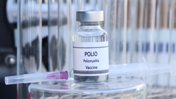 Bir Şişe Içinde Polio Aşısı Enfeksiyon Aşılama Tedavisi Bilimsel Deney — Stok video
