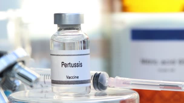 瓶子中的百日咳疫苗 免疫接种和感染治疗 科学实验 — 图库视频影像