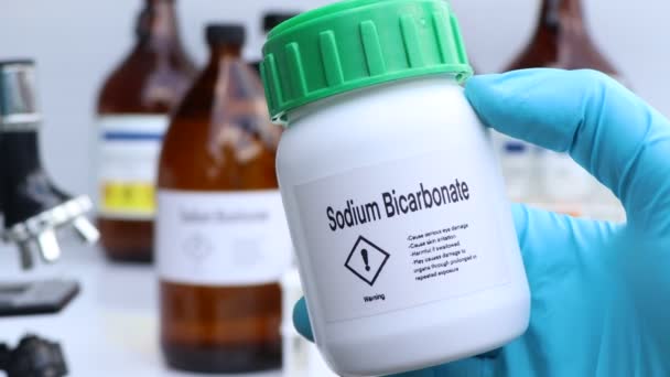 Bicarbonato Sódio Recipiente Químico Químico Laboratório Indústria Matérias Primas Utilizadas — Vídeo de Stock