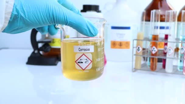 Ätzende Symbole Von Chemikalien Reagenzglas Chemikalien Labor Oder Der Industrie — Stockvideo