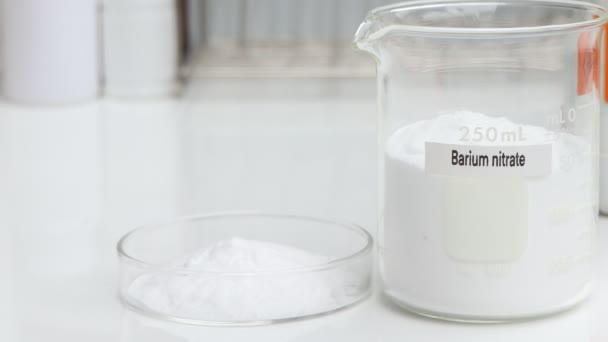 Nitrate Baryum Récipient Chimique Produit Chimique Laboratoire Dans Industrie Matières — Video