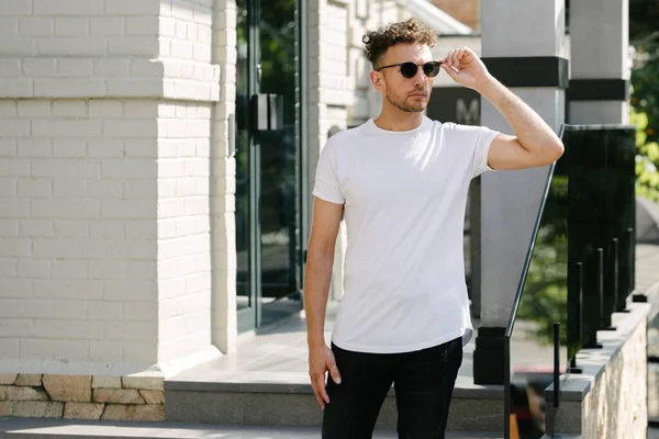 Hipster Handsome Male Model Wearing White Blank Shirt Space Your — Stock Photo, Image