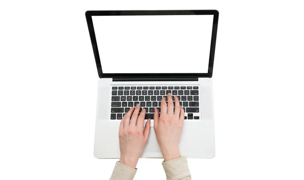 Erkek Eller Dizüstü Bilgisayarda Yazıyor - Stok İmaj