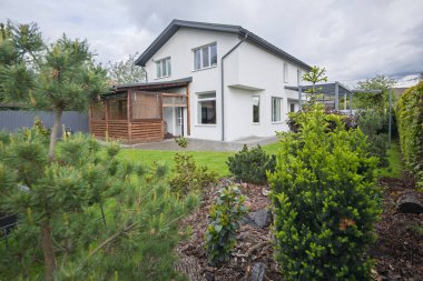 Geceleri modern özel ev