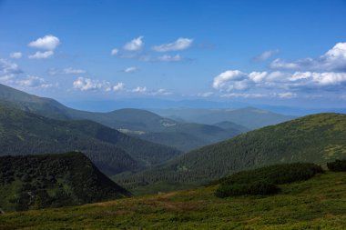 Karpatlar 'ın manzarası çok güzel. Spitzi Dağları. Ukrayna. Yüksek kalite fotoğraf