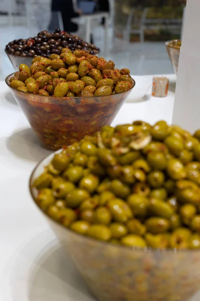 Fresh Green Brown Black Italian Seasoned Olive Bowls — Stock Photo, Image