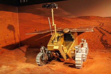 Mars Rover, Tekerlekli Robot Aracı Mars yüzeyinde seyahat etmek için tasarlandı.