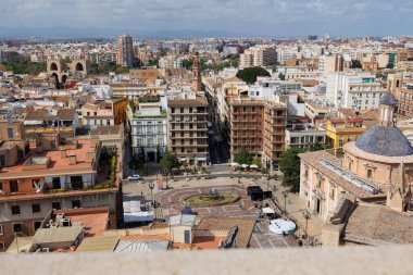 Miguelete Kulesi 'nin tepesinden Valencia Panorama ve Evleri manzarası, Valencia, İspanya.