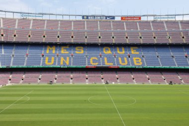 F.C. 'nin en yüksek koltuklarından izleyeceğiz. Barcelona Futbol Stadyumu, Nou Kampı, İspanya.