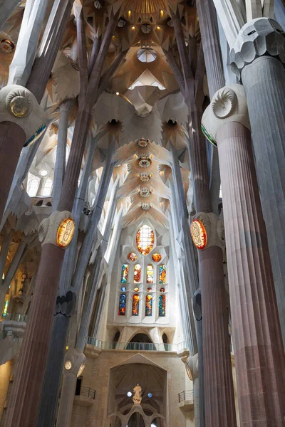 Interior Catedral Sagrada Familia Barcelona España — Foto de Stock