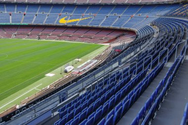 F.C. 'nin en yüksek koltuklarından izleyeceğiz. Barcelona Futbol Stadyumu, Nou Kampı, İspanya.