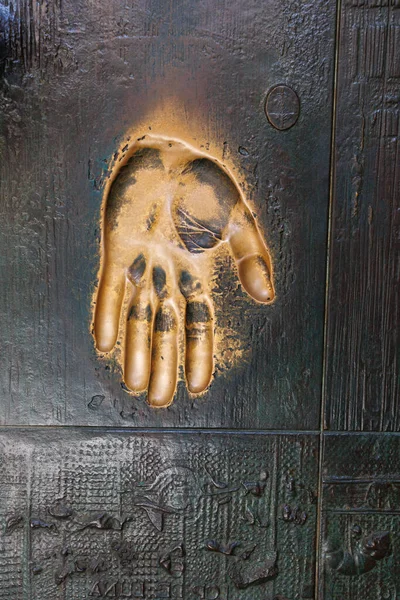 Detail Representation Palm Hand Gold Color Low Relief Palau Del — Stock Photo, Image