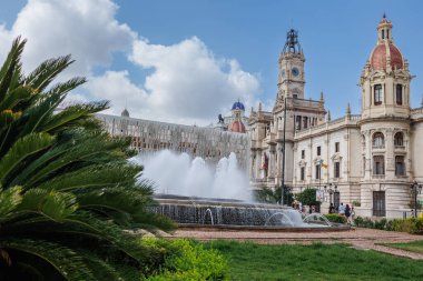 Valencia Plaza del Ayuntamiento, Belediye Binası, Fountain and Square, İspanya.