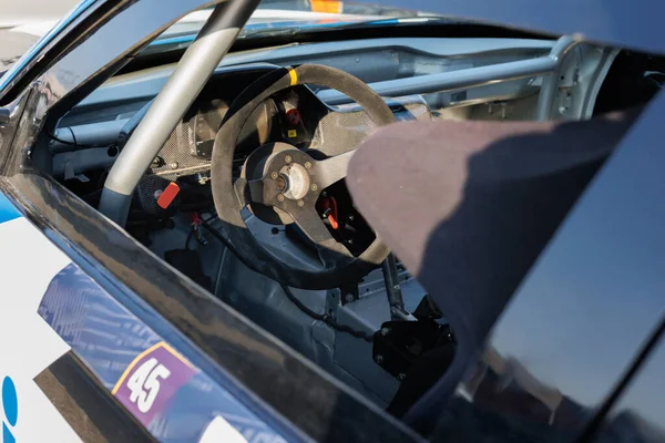 Widok Zewnętrzny Fotela Kierowcy Grand Touring Racing Car — Zdjęcie stockowe
