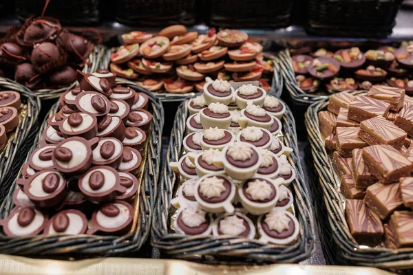 Chocolates Arranged Wicker Baskets — Stock Photo, Image