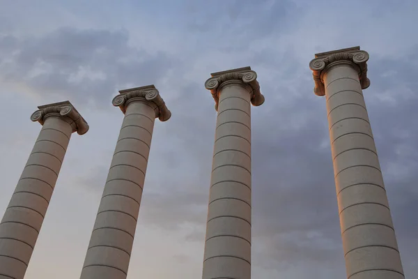 Las Cuatro Columnas Jónicas Atardecer Les Quatre Columnes Catalán Creado —  Fotos de Stock