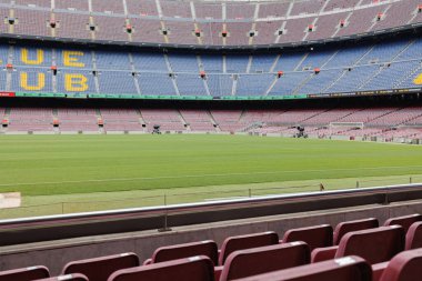 F.C. 'nin alt koltuklarından bir görüntü. Barcelona Futbol Stadyumu, Nou Kampı, İspanya.
