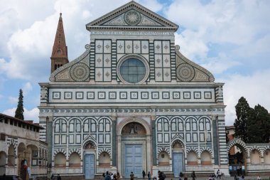 Santa Maria Novella Bazilikası ve İtalya Floransa 'daki Çevre Bahçeleri.