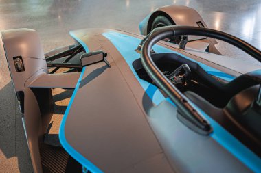 Formula E - Elektrik Jenerasyonu 2 İtalyan Siyah Yarışma Arabası.