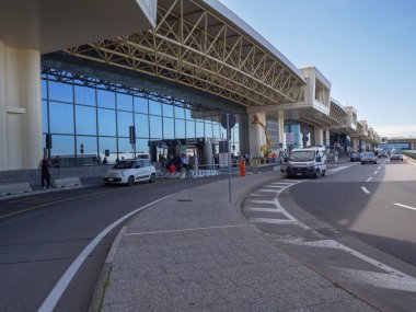Milan Malpensa Uluslararası Havaalanı Dış Görünümü - İtalya.