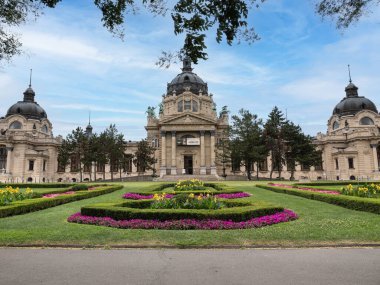 Budapeşte 'de Mimari Termal Mucize, Szchenyi Hamamları Cephesi - Macaristan