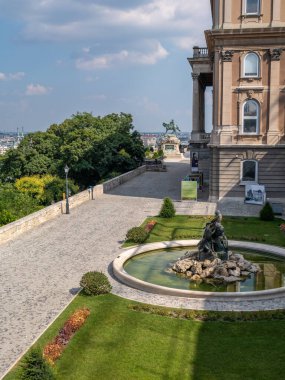 Buda Kalesi Bahçeleri ve Çeşmesi, Budapeşte, Macaristan.