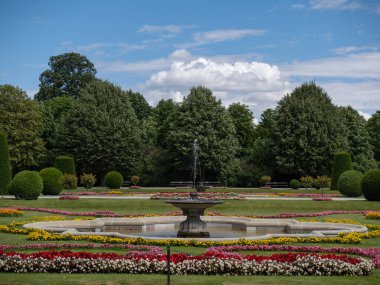 Schnbrunn Sarayı 'nın Güzel Bahçeleri' ndeki çeşme - Viyana, Avusturya