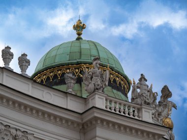 Avusturya, Viyana 'daki ünlü Hofburg Sarayı' nın kubbesi..