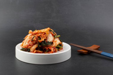 Kore geleneksel lahana turşusu..