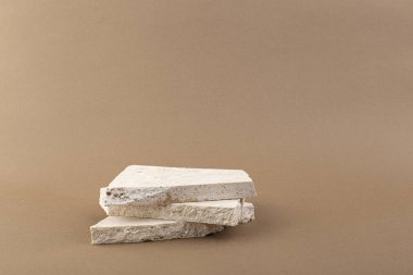 Bej minimal taş podyum plakası ürün görüntüsü
