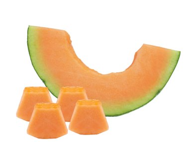 Beyaz arkaplanda izole edilmiş kavun kesimi