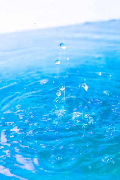 Vallende Druppels Water Splash Effect Botsing Een Vallende Druppels Met — Stockfoto