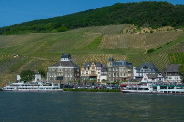 Bernkastel-Kues, Almanya 28 Mayıs 2023, Bernkastel-Kues güzel bir yaz gününde