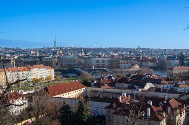 Prag Kalesi 'nin ufuk çizgisi manzarası