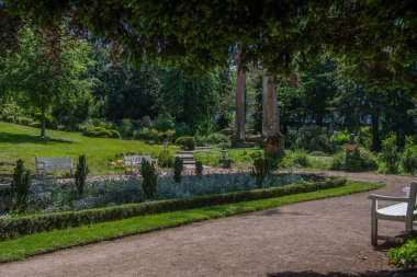 Hessian eyaletinin başkenti Wiesbaden 'in spa parkı.