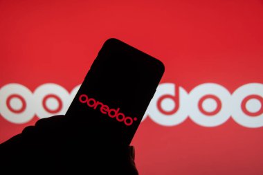 Rheinbach, Almanya, 14 Ağustos 2025, Bir akıllı telefon ekranında 