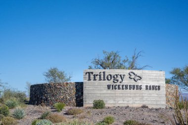 Wickenburg, AZ - 17 Kasım 2022: Wickenburg Ranch Trilogy, Shea Homes ve Dorn Homes tarafından inşa edilen bir tatil köyü..