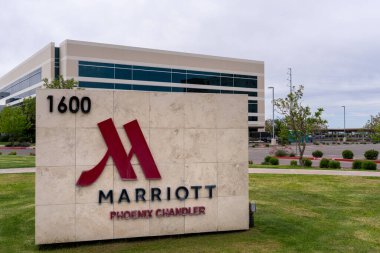 Chandler, AZ - 28 Mart 2025 Fiyat Yolu 'ndaki Marriott Phoenix Chandler için imza.