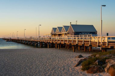 Busselton Jetty Alacakaranlık 'ta. Busselton, Batı Avustralya.