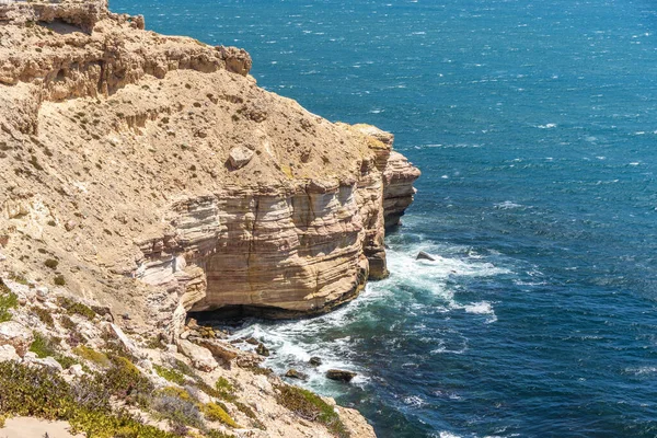 看台上 收容所 西澳大利亚Kalbarri国家公园海岸线崎岖的悬崖景观 — 图库照片