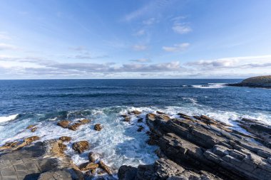 Güney Avustralya 'daki Kanguru Adası' nda Amirallerin yanındaki Rocky sahili.