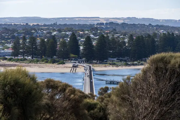 Güney Avustralya 'daki Victor Harbor ve Granit Adası' nı bağlayan geçit.