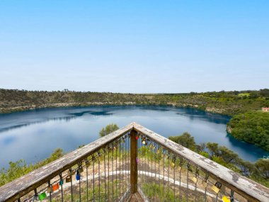 Güney Avustralya 'daki Gambier Dağı' ndaki Mavi Göl.
