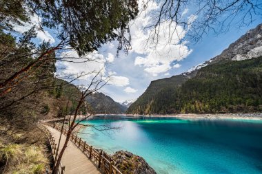 Long Lake (Chang Hai) Jiuzhai Vadisi Ulusal Parkı, Çin.